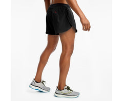 Saucony Outpace 2.5" Split Short Black | Men Bottoms