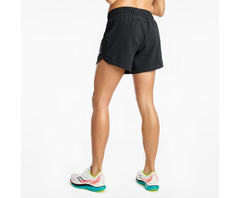 Saucony Outpace 5" Short Black | Women Bottoms