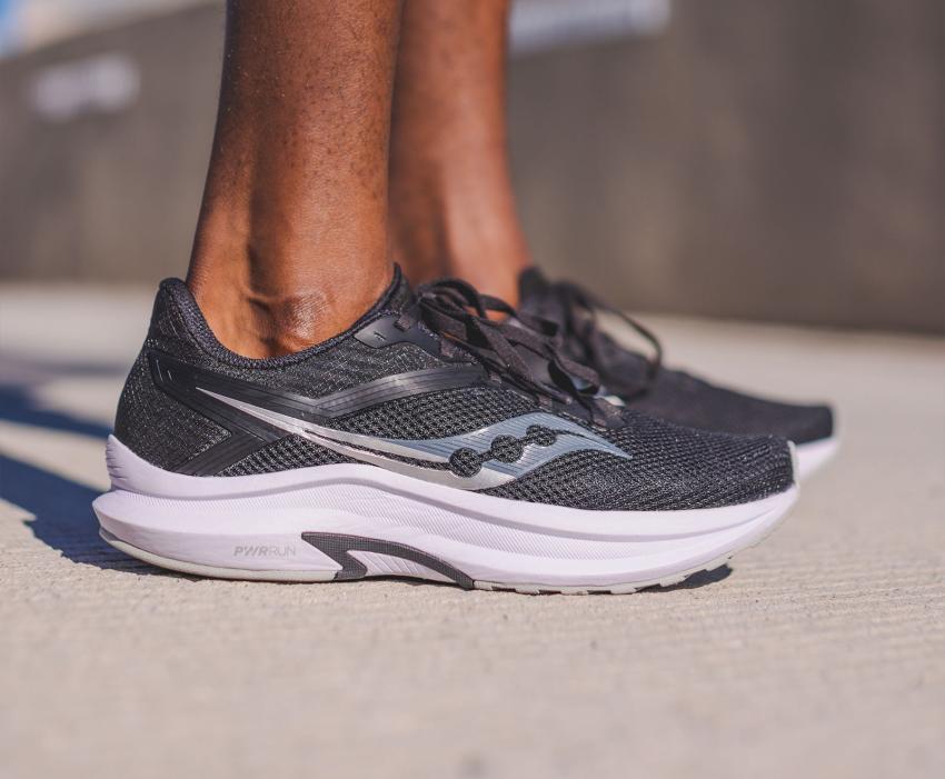 Saucony Axon Charcoal / Black | Men Running