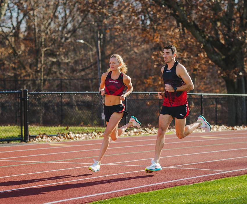 Saucony Elite Crop Top Black / Red | Women Tops