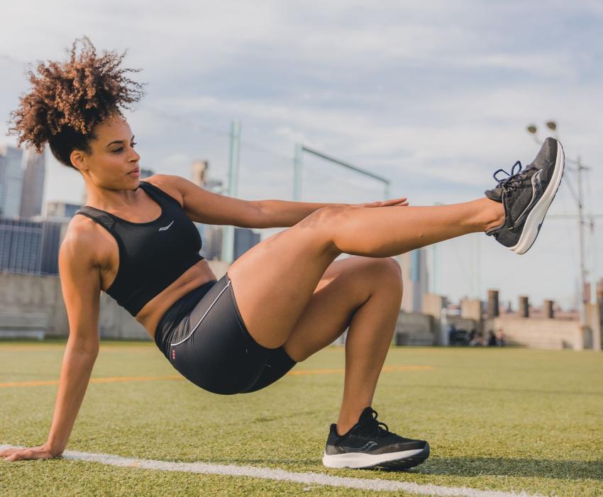 Saucony Freedom 4 Black / Sunset | Women Running