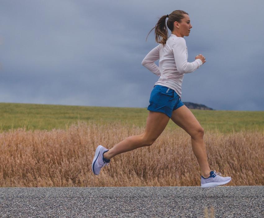 Saucony Guide 14 Wide Alloy / Cherry | Women Running
