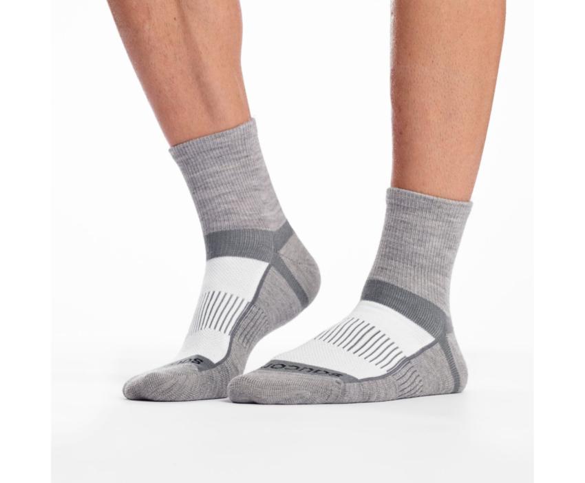 Saucony Inferno Merino Wool Blend Quarter 3-Pack Sock White Assorted | Men/Women Socks