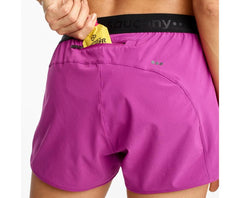 Saucony Outpace 2.5" Split Short Clover | Women Bottoms