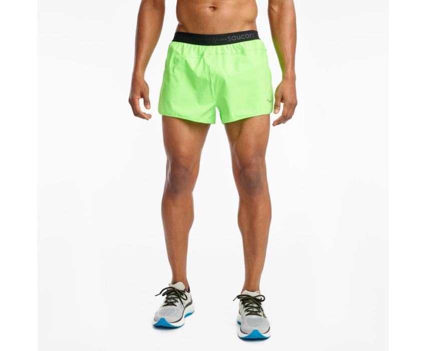 Saucony Outpace 2.5" Split Short Vizipro Slime | Men Bottoms