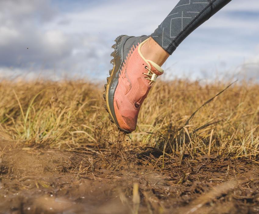Saucony Peregrine 11 ST Rust / Charcoal | Women Running