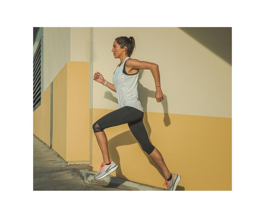 Saucony Triumph 18 Wide Charcoal / Sky | Women Wide Widths